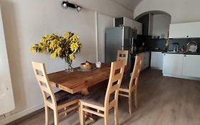 Superbe Appartement 2 Pieces A 2 Pas De La Plage,Dans La Vieille Ville